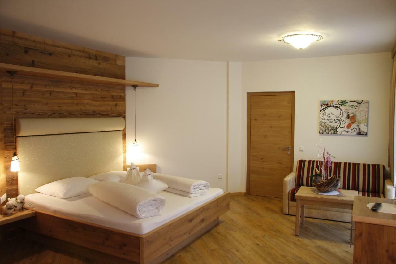 Hotel Nussbaumerhof *** 罗登格 外观 照片