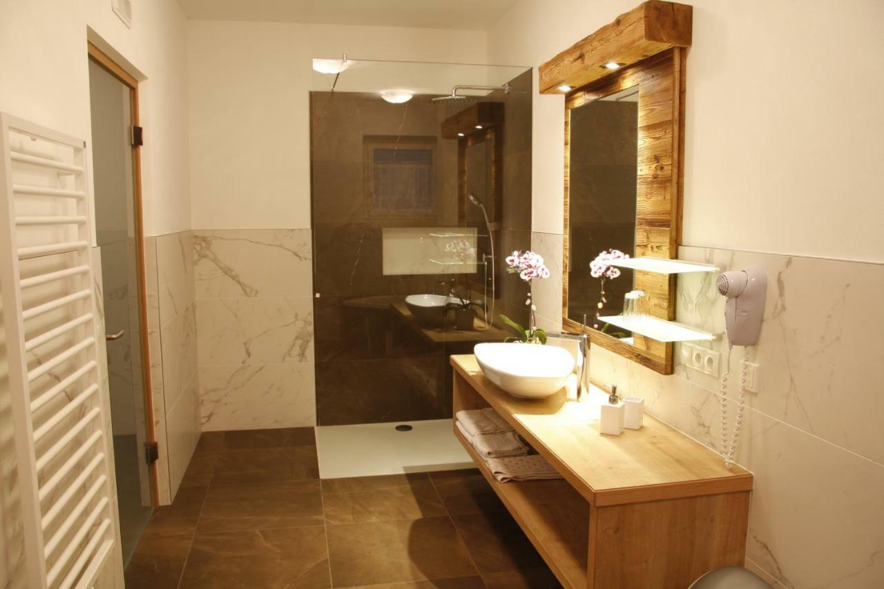 Hotel Nussbaumerhof *** 罗登格 外观 照片